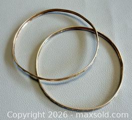MaxSold Auction: (2) Vintage Italian Signed TOB 10K Yellow Gold Bangles - Marked  - Toronto (Ontario, Canada) PARTNER MANAGED Reseller Online Auction - Queen Street West