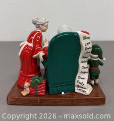 MaxSold Auction: NEW Signed Royal Doulton "Santa Takes A Break" Porcelain Figurine HN5550 in Original Packaging  - Toronto (Ontario, Canada) PARTNER MANAGED Reseller Online Auction - Queen Street West