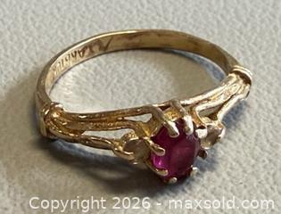 MaxSold Auction: Vintage 10K Yellow Gold Ruby Ring - Marked  - Toronto (Ontario, Canada) PARTNER MANAGED Reseller Online Auction - Queen Street West