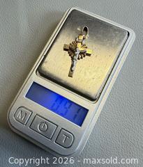 MaxSold Auction: Vintage 10K Yellow & White Gold Crucifix Cross Pendant - Marked  - Toronto (Ontario, Canada) PARTNER MANAGED Reseller Online Auction - Queen Street West