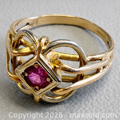 MaxSold Auction: Vintage 14K (750)  Yellow Gold Ruby Ring - Marked  - Toronto (Ontario, Canada) PARTNER MANAGED Reseller Online Auction - Queen Street West
