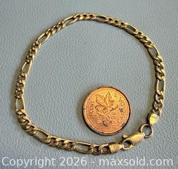 MaxSold Auction: Vintage 14K Yellow Gold Italian Figaro Bracelet - Marked  - Toronto (Ontario, Canada) PARTNER MANAGED Reseller Online Auction - Queen Street Wt.