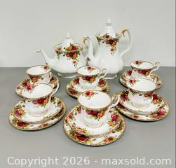 MaxSold Auction: Vintage English Royal Albert Old Country Roses Tea Set (6 Teacups, 6 Saucers, 6 Dessert Plates, Coffee Pot & Teapot) - Toronto (Ontario, Canada) PARTNER MANAGED Reseller Online Auction - Queen Street West