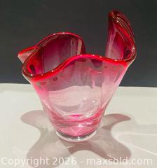 MaxSold Auction: Vintage Signed CHALET Art Glass Handkerchief Vase - Toronto (Ontario, Canada) PARTNER MANAGED Reseller Online Auction - Queen Street West