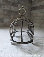 MaxSold Auction: Antique - Victorian English - Art Nouveau Silver-Plated 6-Slot Toast Rack - Kingston (Ontario, Canada) SELLER MANAGED Downsizing Online Auction - Abdo Road
