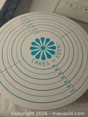 MaxSold Auction: Pair Of Cake Of Eden Cake Turntables - Riverview (Florida, USA) SELLER MANAGED Downsizing Online Auction - Holly Heath Drive