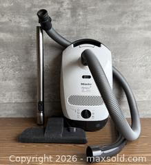 MaxSold Auction: Miele S2121 Olympus Canister Vacuum Cleaner - Los Gatos (California, USA) SELLER MANAGED Estate Sale Online Auction - East Main Street