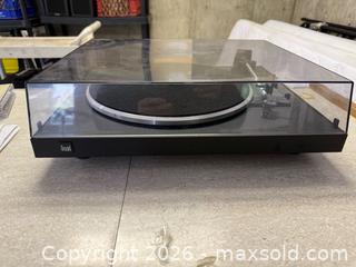 MaxSold Auction: Turntable - North Cowichan (British Columbia, Canada) SELLER MANAGED Moving Online Auction - Maple Bay Road
