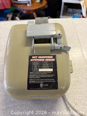 MaxSold Auction: Wet sharpener - North Cowichan (British Columbia, Canada) SELLER MANAGED Moving Online Auction - Maple Bay Road
