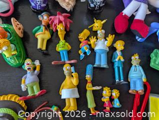 MaxSold Auction: Miscellaneous collector toys - Ottawa (Ontario, Canada) SELLER MANAGED Downsizing Online Auction - Kingsford Court