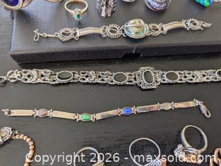 MaxSold Auction: Miscellaneous jewelry lot  - Ottawa (Ontario, Canada) SELLER MANAGED Downsizing Online Auction - Kingsford Court