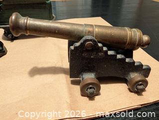 MaxSold Auction: Miscellaneous lor - Ottawa (Ontario, Canada) SELLER MANAGED Downsizing Online Auction - Kingsford Court