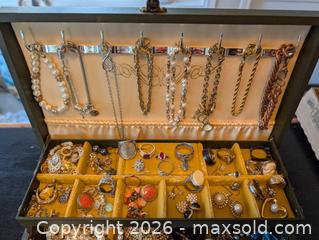 MaxSold Auction: Vintage jewelry box with 8lbs of jewelry  - Ottawa (Ontario, Canada) SELLER MANAGED Downsizing Online Auction - Kingsford Court