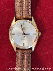 MaxSold Auction: vintage men's Tissot Seastar automatic watch  - Mississauga (Ontario, Canada) SELLER MANAGED Downsizing Online Auction - Summerville Court (STORAGE)
