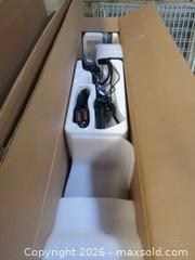 MaxSold Auction: Daymak Paris Deluxe - 500W 48V Low-Step E-Bike w/Pedal Assist - Orange - (See description & pics) (93) - Toronto (Ontario, Canada) SELLER MANAGED Reseller Online Auction - Curity Avenue