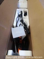 MaxSold Auction: Daymak Paris Deluxe - 500W 48V Low-Step E-Bike w/Pedal Assist - Orange - (See description & pics) (96) - Toronto (Ontario, Canada) SELLER MANAGED Reseller Online Auction - Curity Avenue