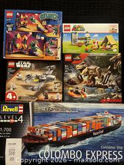 MaxSold Auction: (5) bundle of lego - Vancouver (British Columbia, Canada) SELLER MANAGED Reseller Online Auction - Adanac Street