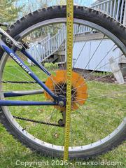 MaxSold Auction: Carrera Impulse 26in Mountain/Hybrid Bike, 21-Speed - South Frontenac (Ontario, Canada) SELLER MANAGED Moving Online Auction -  Pepper Lane