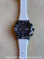 MaxSold Auction: Citizen CZ Smart Hybrid Smartwatch with White Silicone Strap - Leeds And The Thousand Islands (Ontario, Canada) PARTNER MANAGED Downsizing Online Auction - Main Street