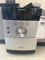 MaxSold Auction: Sony Micro Hi-Fi Component System MHC-EC55 with Remote - Leeds And The Thousand Islands (Ontario, Canada) PARTNER MANAGED Downsizing Online Auction - Main Street