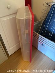 MaxSold Auction: Storage Bins, Clothes Hangers, and Wire Racks - Leeds And The Thousand Islands (Ontario, Canada) PARTNER MANAGED Downsizing Online Auction - Main Street
