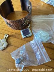 MaxSold Auction: Large Mixed Costume & Fine Jewelry Lot (50+ Pieces) - Saanich (British Columbia, Canada) PARTNER MANAGED Moving Online Auction - Maplewood (CONDO)