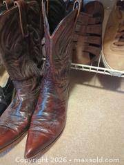 MaxSold Auction: Men's Shoes, Boots, Belts and Hats  - Saanich (British Columbia, Canada) PARTNER MANAGED Moving Online Auction - Cordova Bay Road (CONDO)