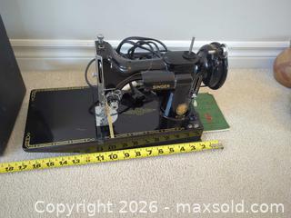 MaxSold Auction: Singer Vintage Mechanical Sewing Machine, Black - Saanich (British Columbia, Canada) PARTNER MANAGED Moving Online Auction - Cordova Bay Road (CONDO)