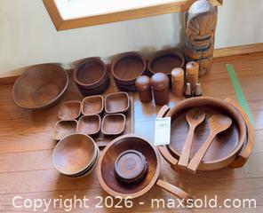 MaxSold Auction: Wooden Rustic Serving Set with Carved Tiki and Bowls - Sooke (British Columbia, Canada) PARTNER MANAGED Moving Online Auction - Firwood Place