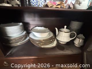 MaxSold Auction: Porcelain White Dinnerware & Tea Set with Gold Trim, Floral Pattern - Ottawa (Ontario, Canada) SELLER MANAGED Moving Online Auction - Latour Crescent