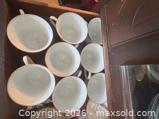 MaxSold Auction: Porcelain White Dinnerware & Tea Set with Gold Trim, Floral Pattern - Ottawa (Ontario, Canada) SELLER MANAGED Moving Online Auction - Latour Crescent