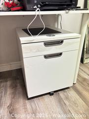 MaxSold Auction: White Mobile File Cabinet Pedestal, 2-Drawer - Ottawa (Ontario, Canada) SELLER MANAGED Moving Online Auction - Latour Crescent