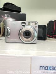 MaxSold Auction: Lot of 2-5 Nikon Coolpix Digital Point-and-Shoot Cameras - St. Catharines (Ontario, Canada) SELLER MANAGED Charity/Fundraising Online Auction - Broadway Avenue