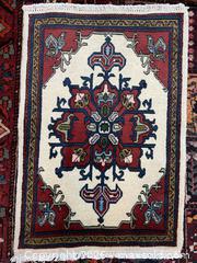 MaxSold Auction: PERSIAN MAT - Waterloo (Ontario, Canada) PARTNER MANAGED Reseller Online Auction - William Street West