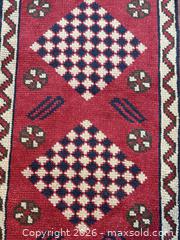 MaxSold Auction: SHIRAZ carpet - Waterloo (Ontario, Canada) PARTNER MANAGED Reseller Online Auction - William Street West