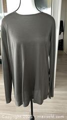MaxSold Auction: Akris Gray 70% Cashmere/30% Mulberry Silk Sweater Tunic US 12 - Toronto (Ontario, Canada) PARTNER MANAGED Estate Sale Online Auction - Yorkville Avenue (CONDO) PART 2