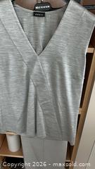 MaxSold Auction: Akris Two-Piece Silk Skirt & Sleeveless V-Neck Top, US 12 - Toronto (Ontario, Canada) PARTNER MANAGED Estate Sale Online Auction - Yorkville Avenue (CONDO) PART 2