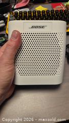 MaxSold Auction: Bose SoundLink Color Bluetooth Speaker White - Toronto (Ontario, Canada) PARTNER MANAGED Estate Sale Online Auction - Yorkville Avenue (CONDO) PART 2
