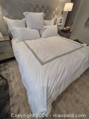 MaxSold Auction: King Cotton Duvet Cover Set with Shams & Inserts, White/Gray - Toronto (Ontario, Canada) PARTNER MANAGED Estate Sale Online Auction - Yorkville Avenue (CONDO) PART 2