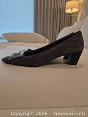 MaxSold Auction: Roger Vivier Belle Vivier Gray Suede Pumps EU 38, Comes with Certificate of Authenticity - Toronto (Ontario, Canada) PARTNER MANAGED Estate Sale Online Auction - Yorkville Avenue (CONDO) PART 2