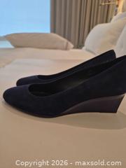 MaxSold Auction: Tod's Navy Suede Wedge Pumps EU 38, Comes with Certificate of Authenticity - Toronto (Ontario, Canada) PARTNER MANAGED Estate Sale Online Auction - Yorkville Avenue (CONDO) PART 2
