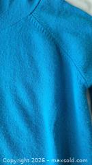 MaxSold Auction: Turquoise Cashmere Hooded Zip Sweater, Medium - Toronto (Ontario, Canada) PARTNER MANAGED Estate Sale Online Auction - Yorkville Avenue (CONDO) PART 2