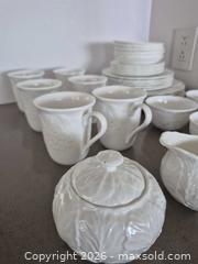 MaxSold Auction: Wedgwood Countryware Bone China Dinnerware Set for 6 (Approx. 38 pc) - Toronto (Ontario, Canada) PARTNER MANAGED Estate Sale Online Auction - Yorkville Avenue (CONDO) PART 2