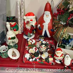 MaxSold Auction: Large Lot of Christmas Decor - Ottawa (Ontario, Canada) PARTNER MANAGED Downsizing Online Auction - Hamelin Crescent