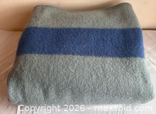 MaxSold Auction: Vintage 4 point Hudson Bay Blankets (Pair) - Ottawa (Ontario, Canada) PARTNER MANAGED Downsizing Online Auction - Hamelin Crescent