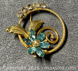 MaxSold Auction: AMCO 10K Gold-Filled Floral Vintage Brooch with Rhinestones - Antioch (California, USA) SELLER MANAGED Downsizing Online Auction -  Mahogany Way (STORAGE)