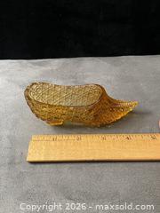 MaxSold Auction: Vintage- Amber/Topaz Glass Slipper, Pointed Toe - Antioch (California, USA) SELLER MANAGED Downsizing Online Auction -  Mahogany Way (STORAGE)