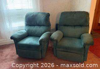 MaxSold Auction: Pair of Large Lounge Chairs - Welland (Ontario, Canada) SELLER MANAGED Estate Sale Online Auction - East Main Street