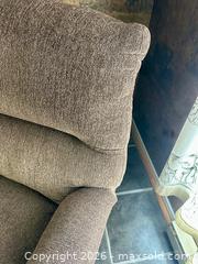 MaxSold Auction: Powered Reclining Chair - La-Z-Boy - Welland (Ontario, Canada) SELLER MANAGED Estate Sale Online Auction - East Main Street