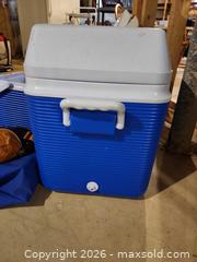 MaxSold Auction: Coolers, Blanket and Glove. B - London (Ontario, Canada) PARTNER MANAGED Moving Online Auction -  Crane Avenue